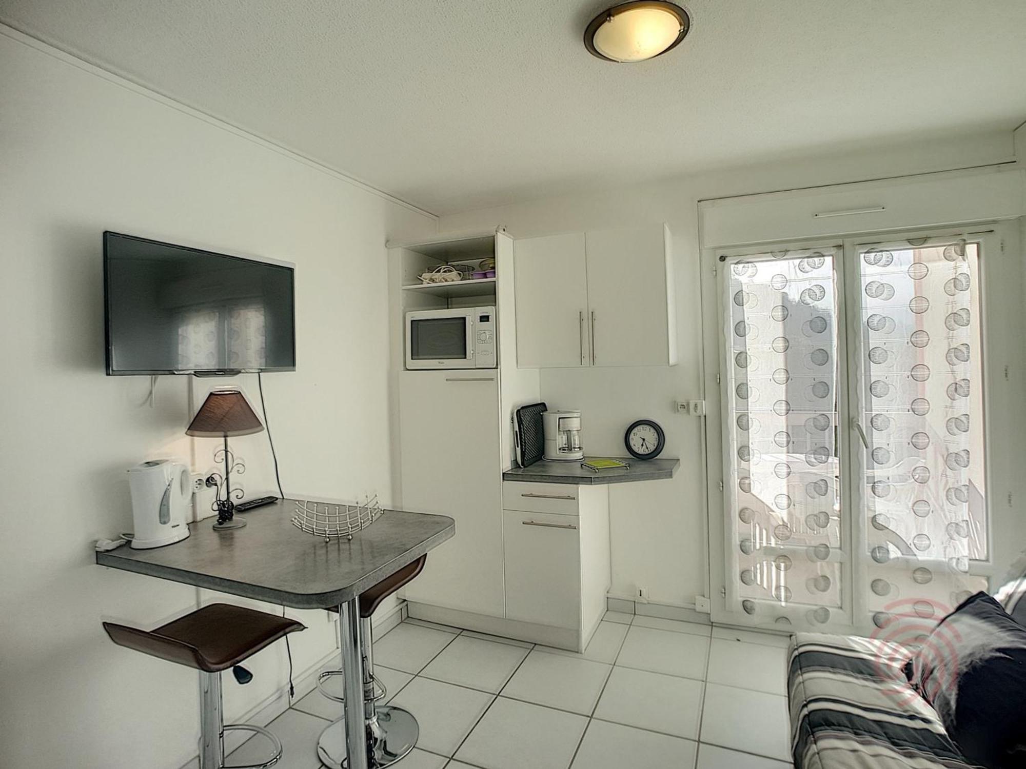 Studio Lamalou-les-Bains, 1 pièce, 2 personnes - FR-1-451-92 Esterno foto